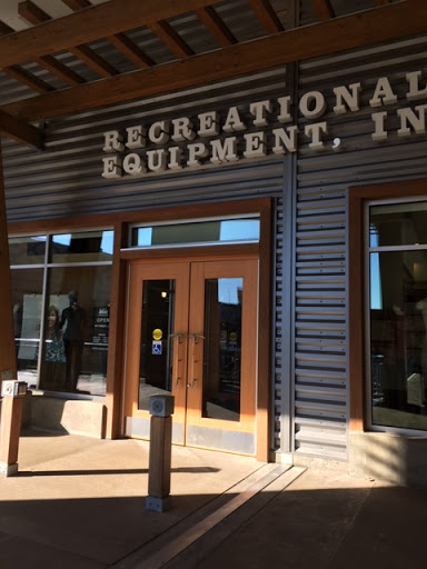 Camping Store «REI», reviews and photos, 49 Fitzgerald Street, Yonkers, NY 10710, USA