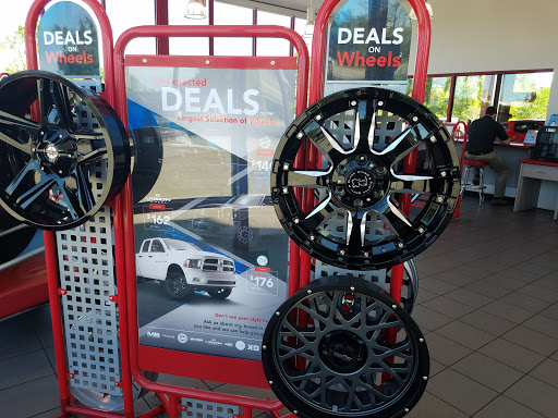 Tire Shop «Discount Tire Store - Rowlett, TX», reviews and photos, 5150 Lakeview Pkwy, Rowlett, TX 75088, USA