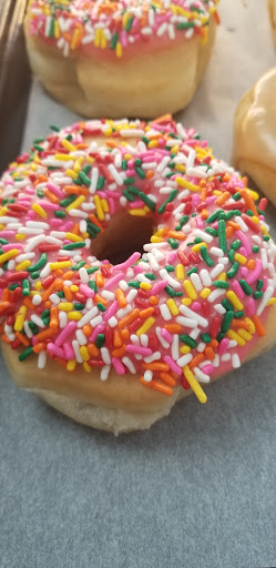 Donut Shop «Daylight Donuts», reviews and photos, 3560 E Court St, Iowa City, IA 52245, USA