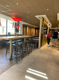 Atmosphère du Restauration rapide McDonald's à Lons-le-Saunier - n°16