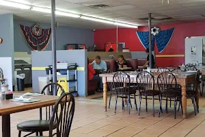 Savannah's Restaurant image