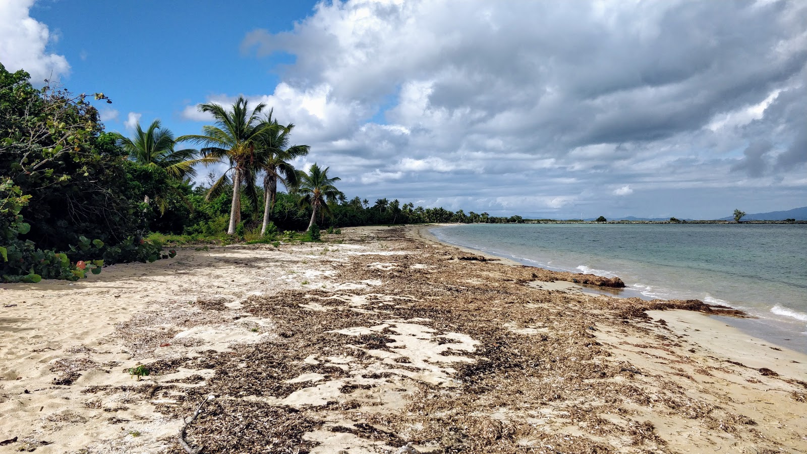 Zdjęcie Playa Blaydin II z powierzchnią jasny piasek