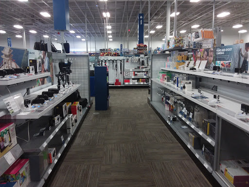 Electronics Store «Best Buy», reviews and photos, 3055 SW Cedar Hills Blvd, Beaverton, OR 97005, USA