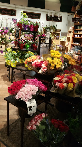 Grocery Store «The Fresh Market», reviews and photos, 1805 Rudy Ln, Louisville, KY 40207, USA