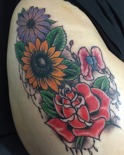 Explore collarbone tattoo ideas for guys, creative tattoo ideas in Frisco, available at Frisco Tattoo Company - Steel PaintBrush