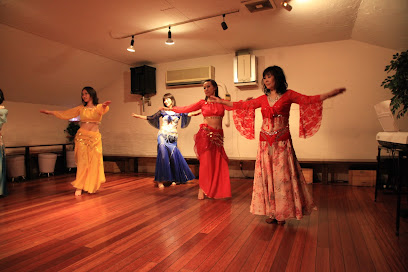 HITOMI belly dance school