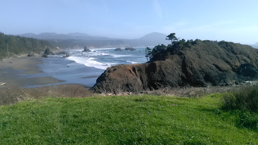 Highway 101 Liquor, 1819 Oregon St, Port Orford, OR 97465, USA, 