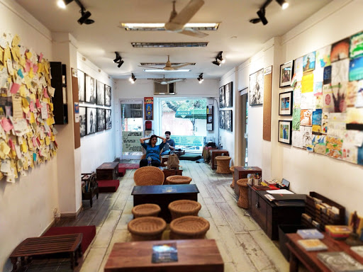 Kunzum Travel Cafe