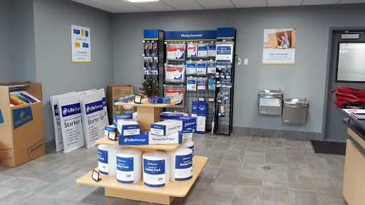 Self-Storage Facility «Life Storage», reviews and photos, 6 Industrial Park Rd, Saco, ME 04072, USA