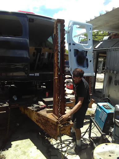 Auto Body Shop «J J Auto Tech», reviews and photos, 1315 42nd St NW, Winter Haven, FL 33881, USA