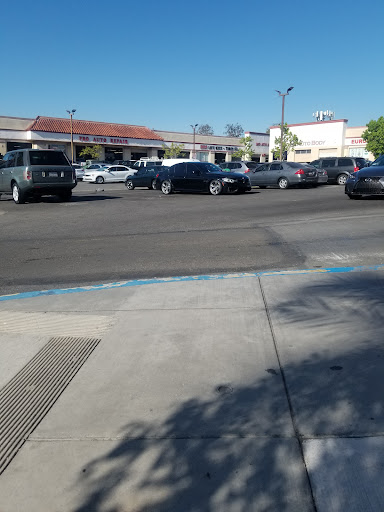 Royal Hand Car Wash en Fountain Valley