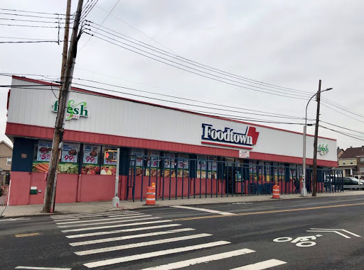 Foodtown of Parsons Blvd, 84-05 Parsons Blvd, Jamaica, NY 11432, USA, 