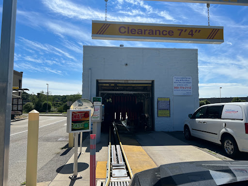 Chuck's Car Wash en Dayville