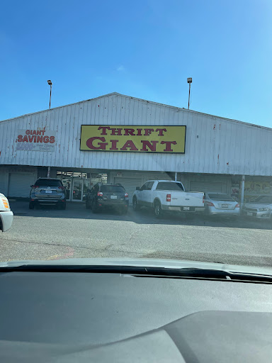 Thrift Store «Thrift Giant», reviews and photos, 10544 Harry Hines Blvd, Dallas, TX 75220, USA