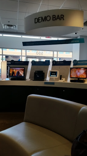 Internet Service Provider «Time Warner Cable», reviews and photos, 550 Westport Rd, Kansas City, MO 64111, USA