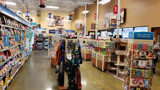 Pet Supply Store «PetSmart», reviews and photos, 24005 U.S. 27, Lake Wales, FL 33859, USA