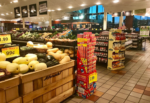 Grocery Store «Schnucks», reviews and photos, 6600 Clayton Rd, Richmond Heights, MO 63117, USA