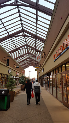 Shoe Store «Rack Room Shoes», reviews and photos, 1001 N Arney Rd #212, Woodburn, OR 97071, USA