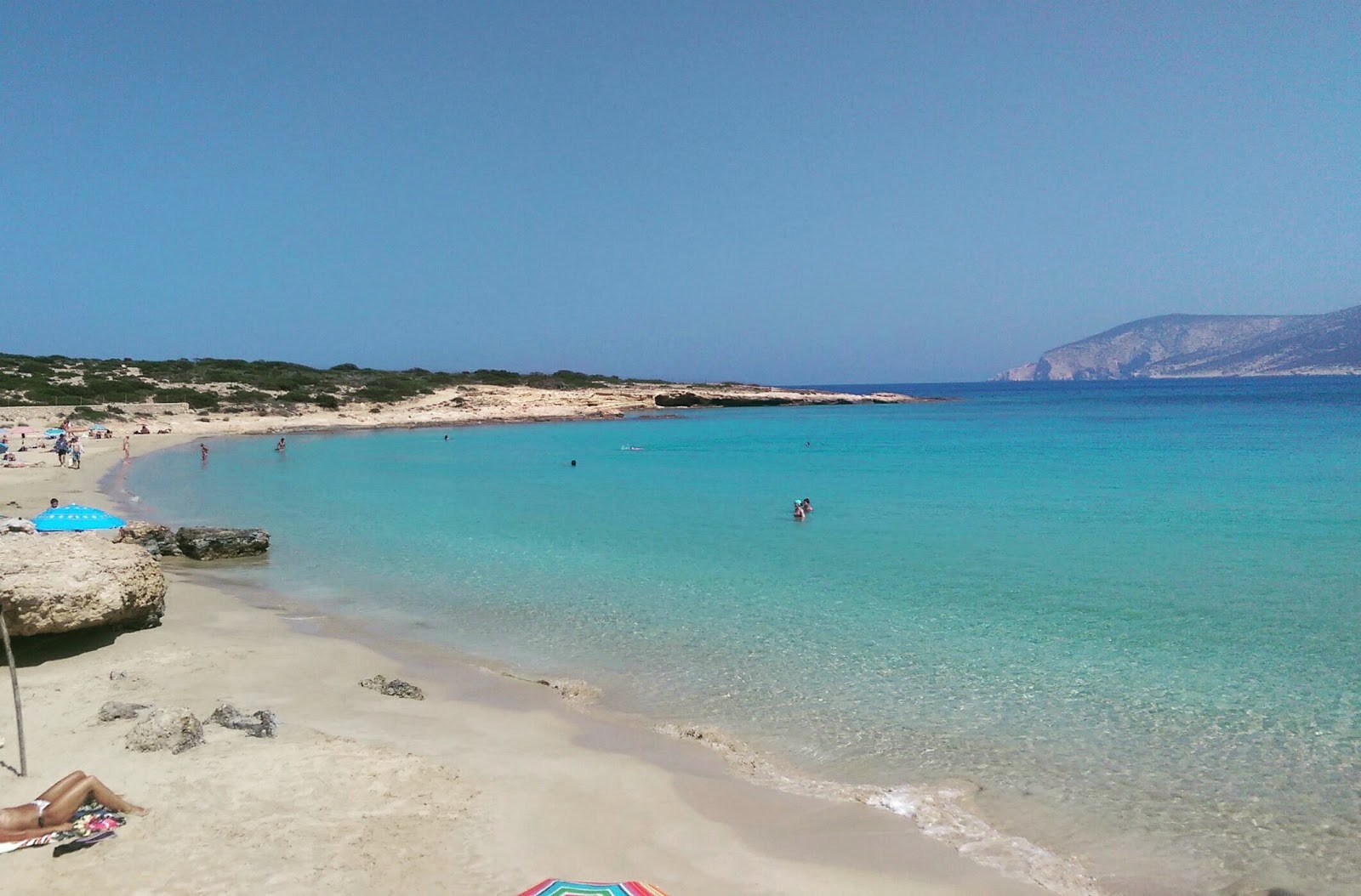 Foto van Platia Pounta Strand met kleine baai