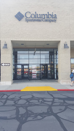 Sportswear Store «Columbia Sportswear Outlet Store at Tanger Outlet Center», reviews and photos, 6699 N Landmark Dr e, Park City, UT 84098, USA