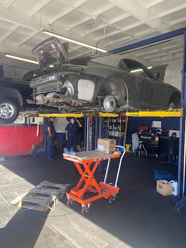 Transmission Shop «AAMCO Transmissions & Total Car Care», reviews and photos, 4306 W Century Blvd, Inglewood, CA 90304, USA