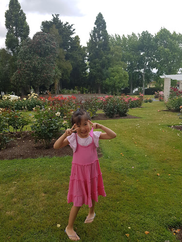 Murray Linton Rose Garden - Rotorua