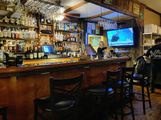 Restaurant «Hilltop Restaurant & Bar», reviews and photos, 4206 Lake Ave, Lockport, NY 14094, USA