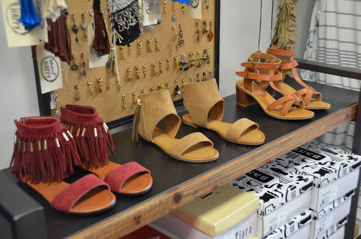 Boutique «Oak & Lace», reviews and photos, 802 S Main St, Columbia, TN 38401, USA