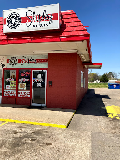 Donut Shop «Shipley Do-Nuts», reviews and photos, 4619 E Broadway St, North Little Rock, AR 72117, USA