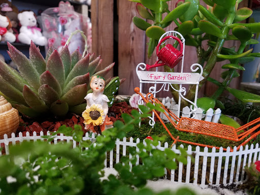 Florist «Little Flower Shop», reviews and photos, 616 High St, Delano, CA 93215, USA