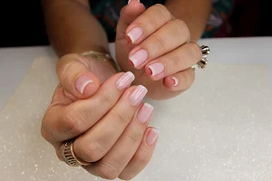 Cristinataze Nails image