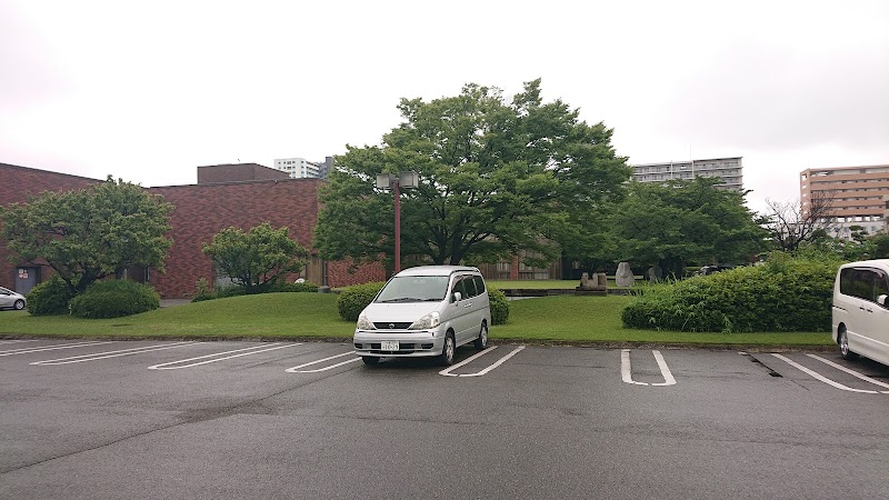 千葉県立美術館駐車場