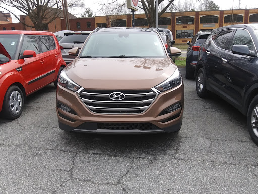 Kia Dealer «Bob King Kia», reviews and photos, 1725 Link Rd, Winston-Salem, NC 27103, USA