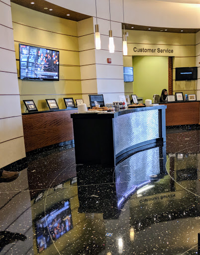 BMW Dealer «BMW of Sterling», reviews and photos, 21710 Auto World Cir, Sterling, VA 20166, USA