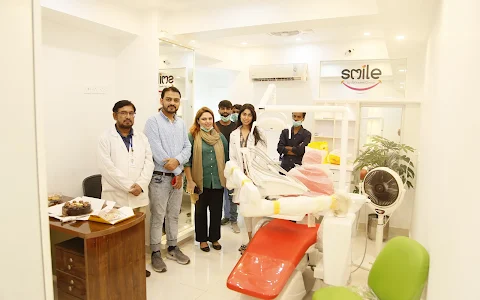 AlKhaleej Smile Dental Clinic image