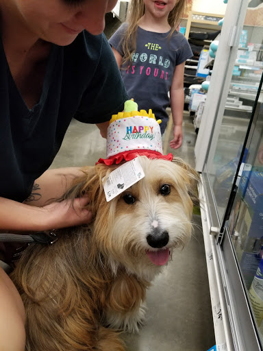 Pet Supply Store «Petco Animal Supplies», reviews and photos, 1680 Campbell Ln, Bowling Green, KY 42104, USA