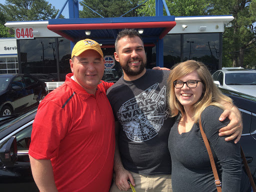 Used Car Dealer «1 Stop Auto», reviews and photos, 6440 E Virginia Beach Blvd, Norfolk, VA 23502, USA