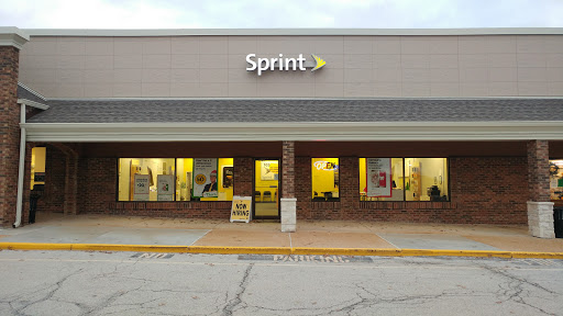 Sprint Store, 103 Hilltop Village Shopping Center, Eureka, MO 63025, USA, 