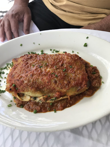 Fine Dining Restaurant «Sonoma Wine Shop / La Bodega Kitchen», reviews and photos, 2295 Gravenstein Hwy S, Sebastopol, CA 95472, USA