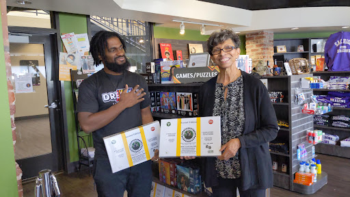 Book Store «Underground Books», reviews and photos, 2814 35th St, Sacramento, CA 95817, USA