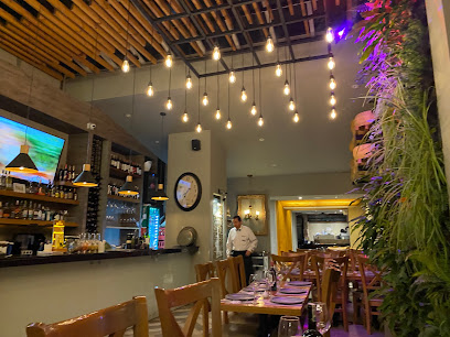 La Vita è Bella, Cucina e Bar - Restaurante Itali - Av 19 con calle 100-52, Bogotá, Cundinamarca, Colombia