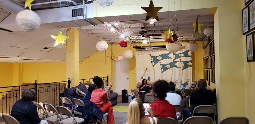 Book Store «Little Shop of Stories», reviews and photos, 133 E Court Square # A, Decatur, GA 30030, USA