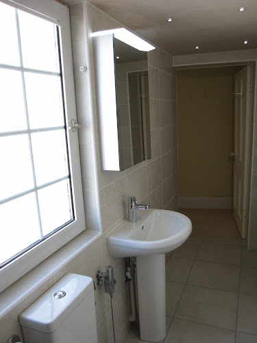 Aqua Bathrooms Installations Ltd - Southampton