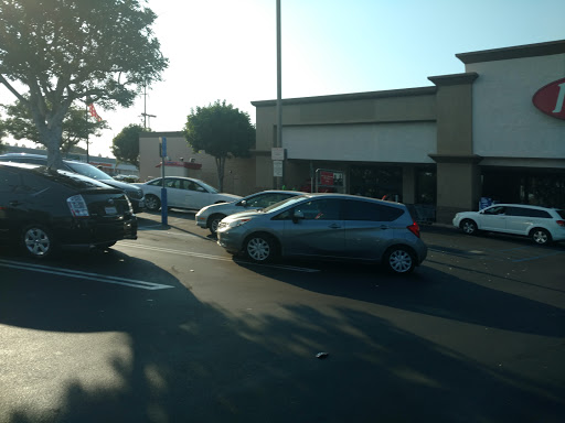 Grocery Store «Ralphs», reviews and photos, 5951 Del Amo Blvd, Lakewood, CA 90713, USA