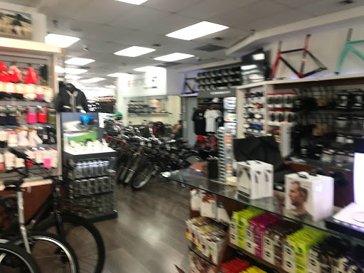 Bicycle Store «City Bikes Aventura», reviews and photos, 20335 Biscayne Blvd, Aventura, FL 33180, USA