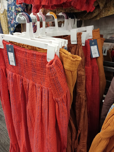 Shopping Mall «Sugar House Shopping Center», reviews and photos, 2274 S 1300 E, Salt Lake City, UT 84106, USA