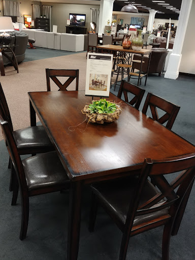 Furniture Store «Mor Furniture for Less», reviews and photos, 5156 N Blackstone Ave, Fresno, CA 93710, USA