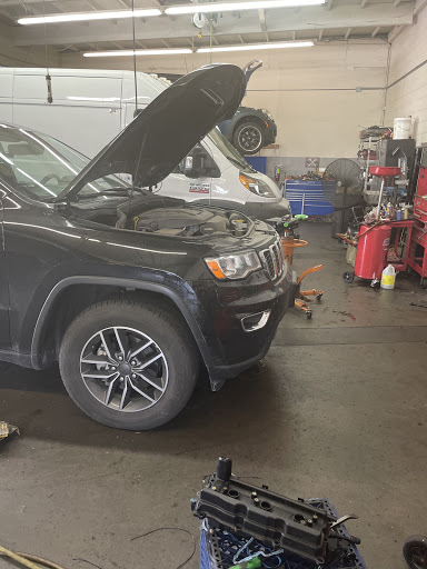 Auto Repair Shop «Meineke Car Care Center», reviews and photos, 121 Whittier Blvd, Montebello, CA 90640, USA