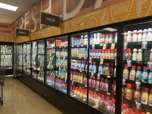 Grocery Store «Strack & VanTil Food Market», reviews and photos, 2168 W US Hwy 30, Valparaiso, IN 46385, USA