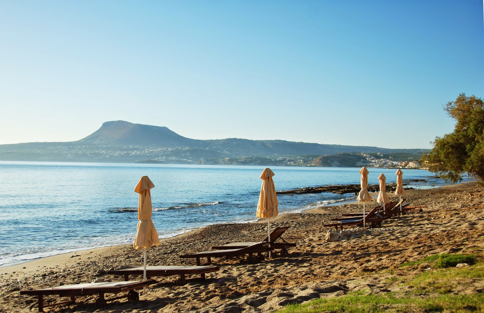 Photo of Kolatsos beach II with very clean level of cleanliness